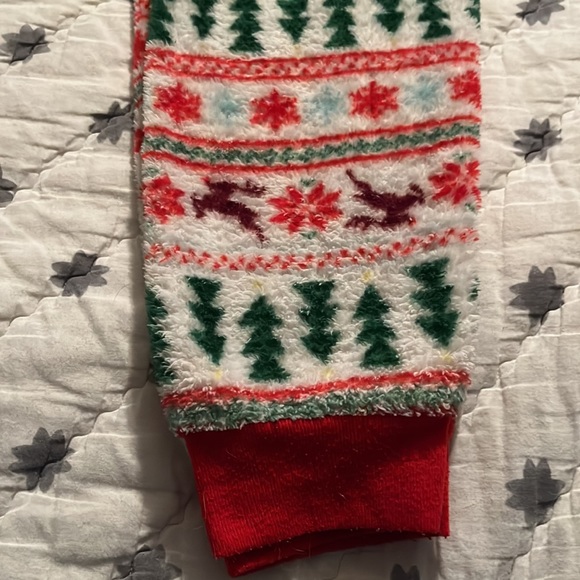 Christmas pajamas - Picture 3 of 4